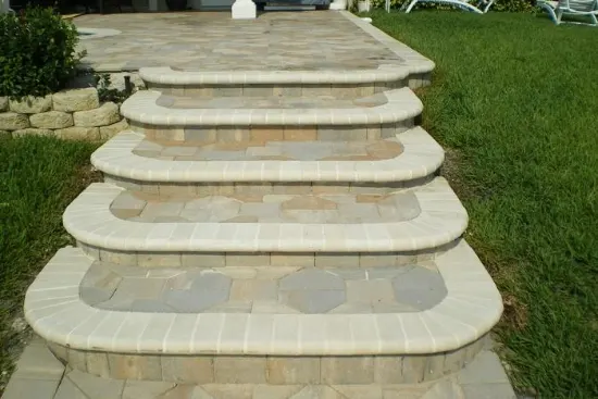 brick-paver-pool-patio-steps-westleychapel