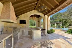 travertine-patio-kitchen-1