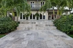 travertine-patio-steps-pavers