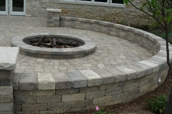 brick-paver-retaining-wall-springhill